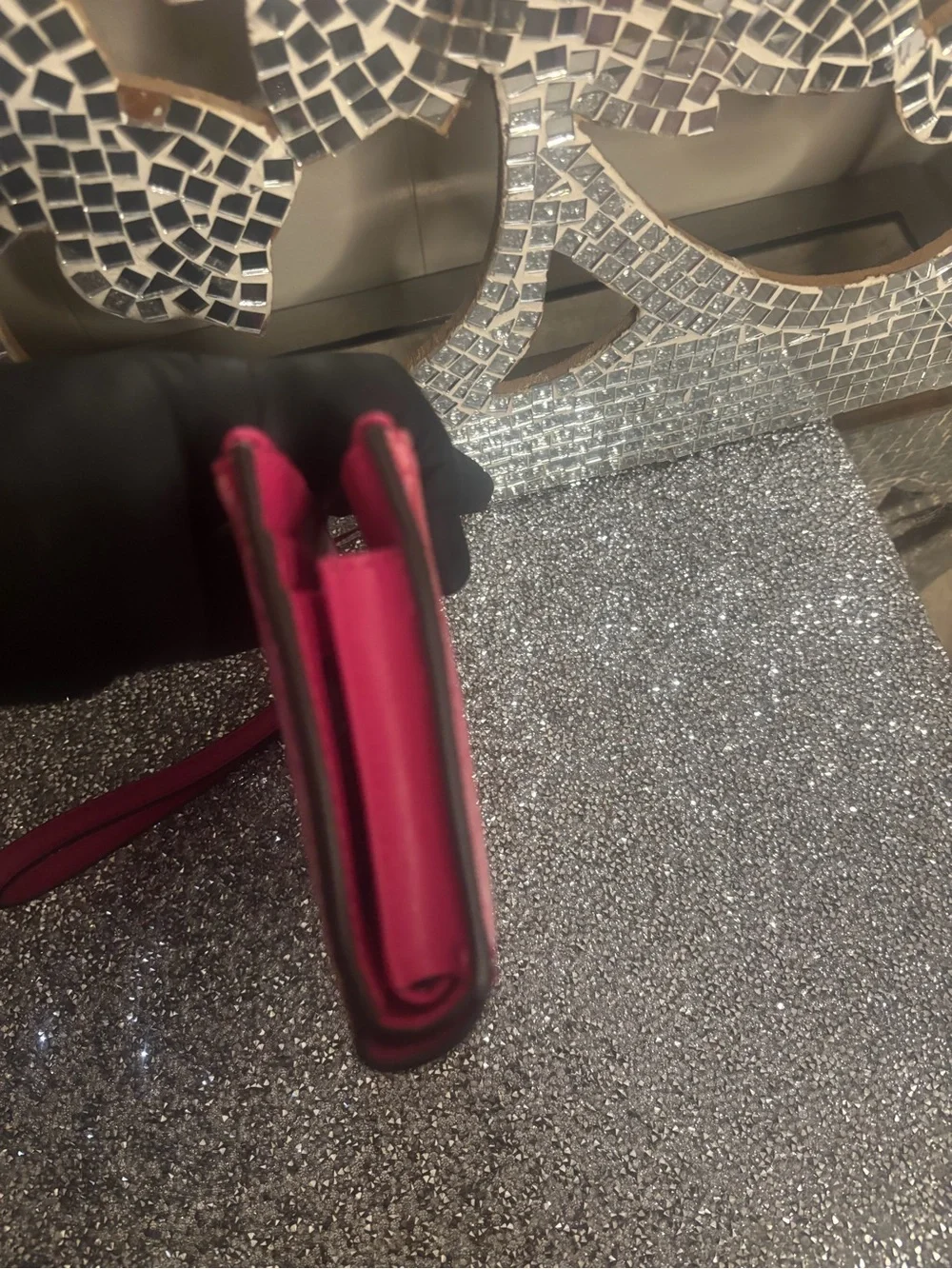 ⭐️Michael‎ Kors Pink Gradient Wristlet NWT